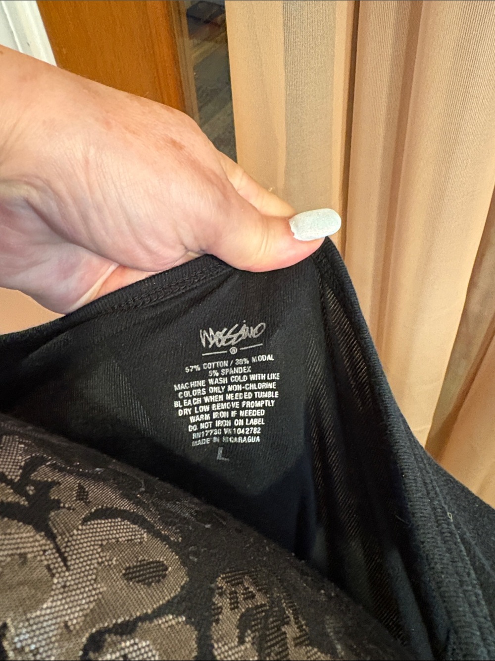 LAST CALL!! Mossimo Supply Co. Black Scoop Neck Tank Top, L - Picture 2 of 2